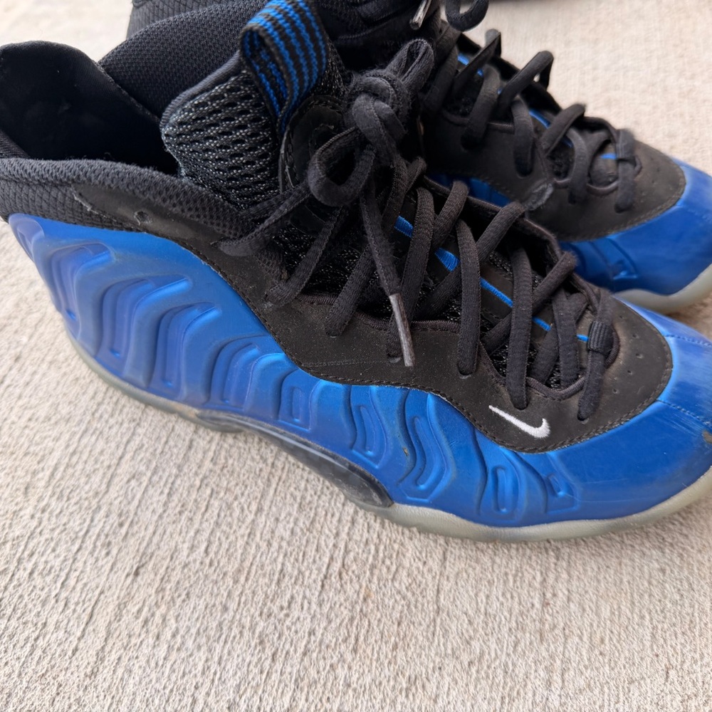 Nike Kids 2 pair of foamposite Black and Blue Sneakers